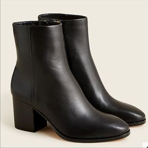 Sadie stacked-heel ankle boots in black leather-size 8